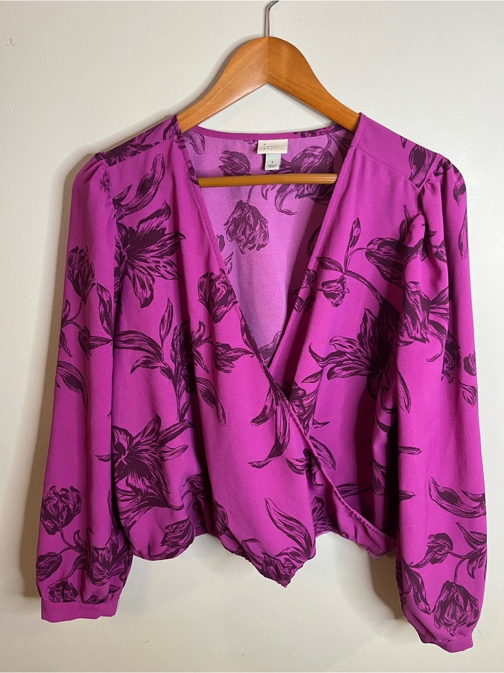 A New Day Magenta Floral Wrap Long Sleeve Blouse Women’s Large